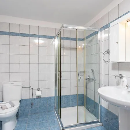 Erasmia Вилла *