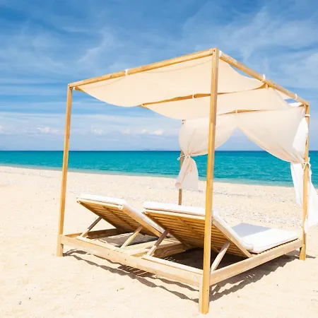 Erasmia Villa Vlachata